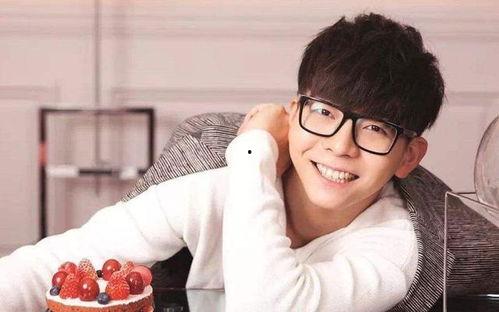 爱豆吃瓜娱乐酱张晚意,爱豆吃瓜娱乐酱,揭秘娱乐圈幕后故事